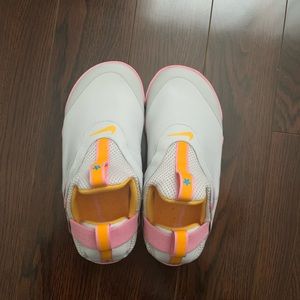 Nike Air Zoom Pulse Shoes